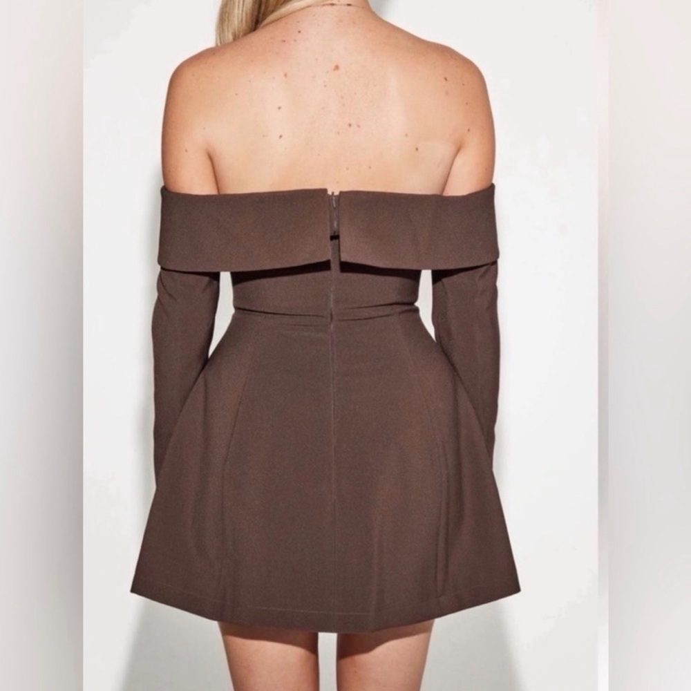 Odd Muse Off-Shoulder Brown Button-Front Mini Dress - Picture 2 of 2